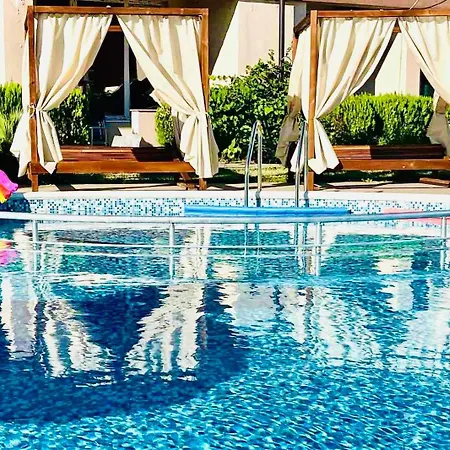 公寓 Queen, Saint Vlas, улица черно море 12